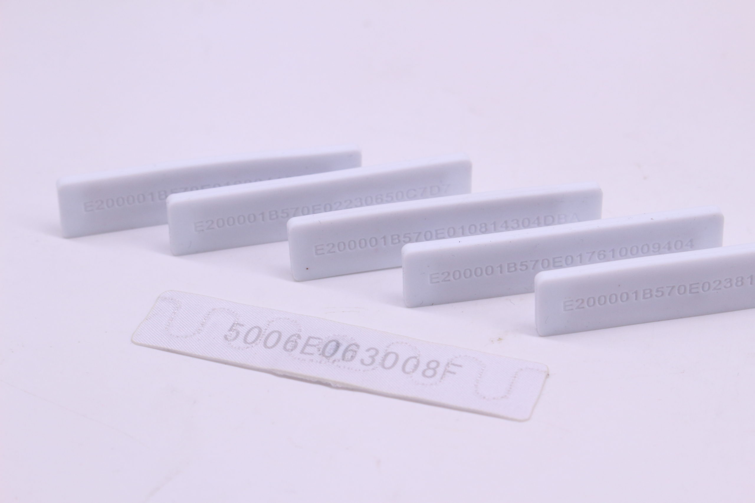 silicon rfid tag for ppe tracking